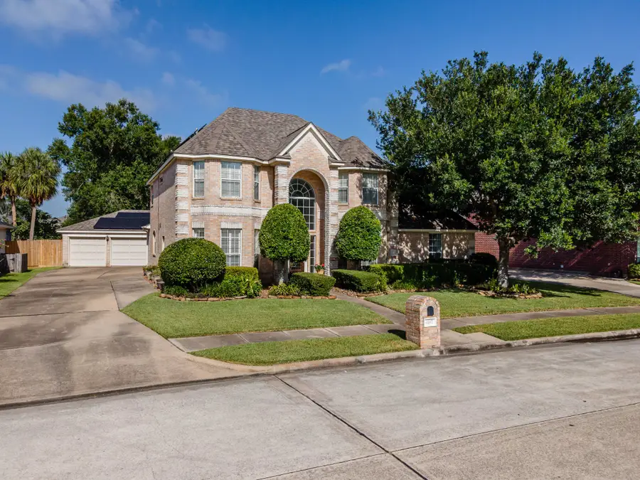 4107 Avalon Lane, Baytown, TX 77521 - Image #2