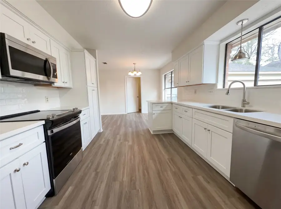 1207 Manor Court, Richmond, TX 77406 - #2