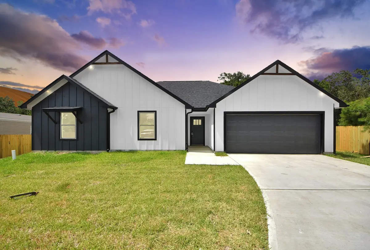 705 Road 3371a, Cleveland, TX 77327 - #1