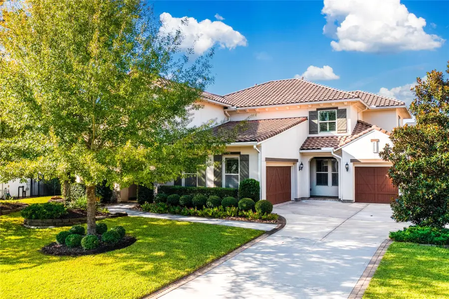 11 Hollyflower Place, The Woodlands, TX 77375 - Image #2