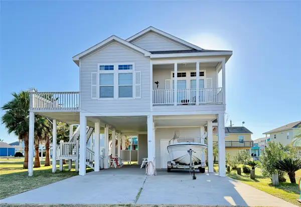 981 Nassau Drive, Crystal Beach, TX 77650