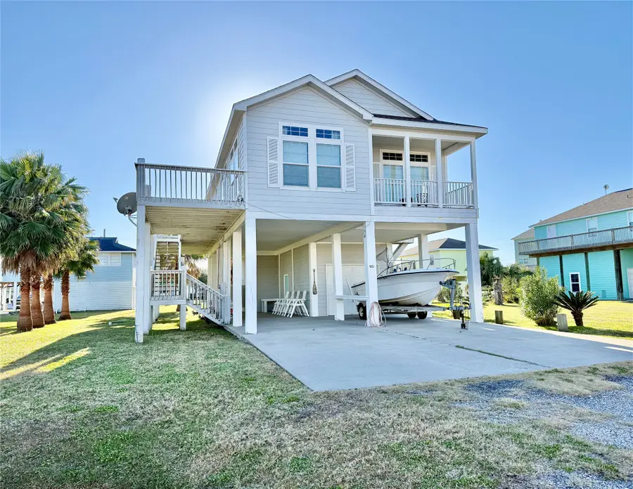 981 Nassau Drive, Crystal Beach, TX 77650 - #2
