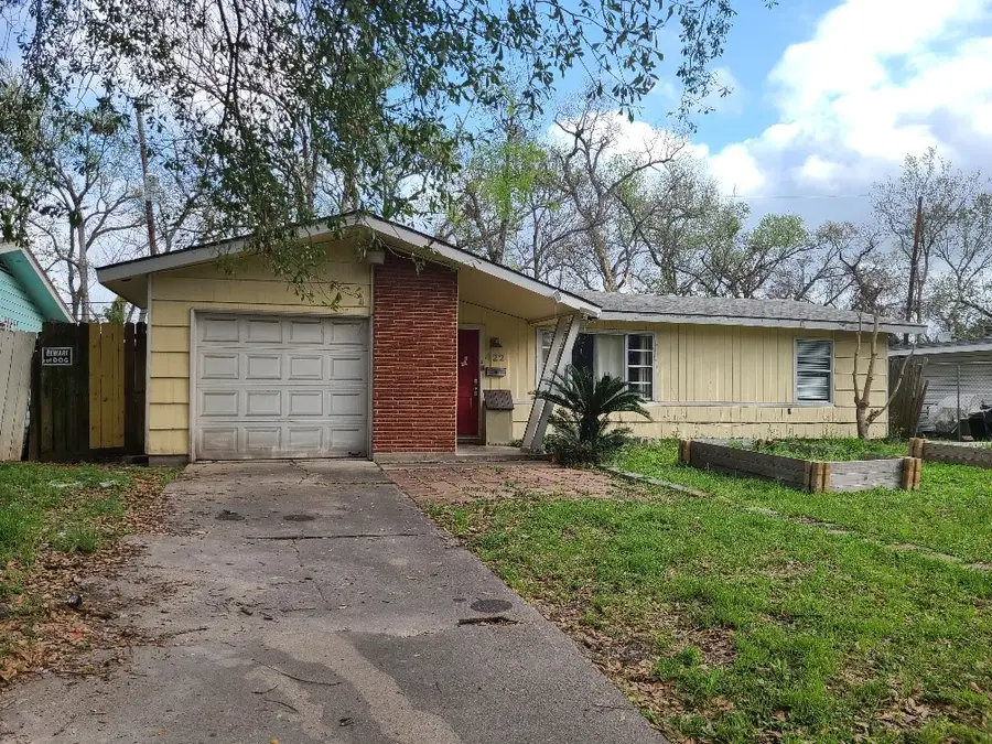 422 Surratt Drive, Houston, TX 77091 - #3