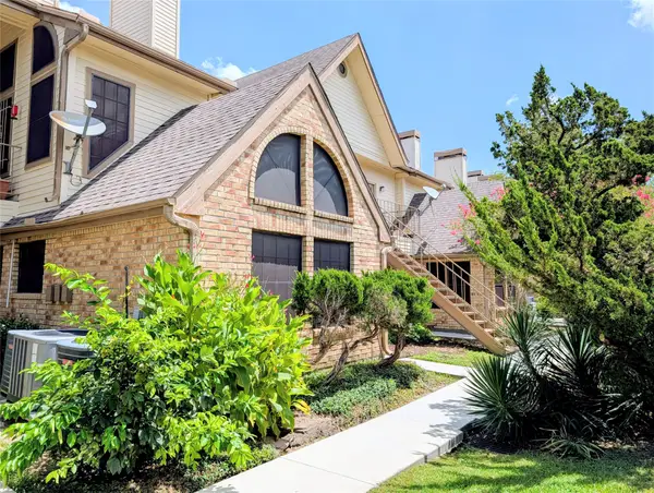 2425 Holly Hall Street, Houston, TX 77054
