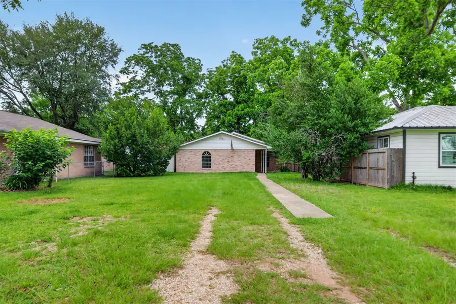 418 Texas Street, Tomball, TX 77375 - #3