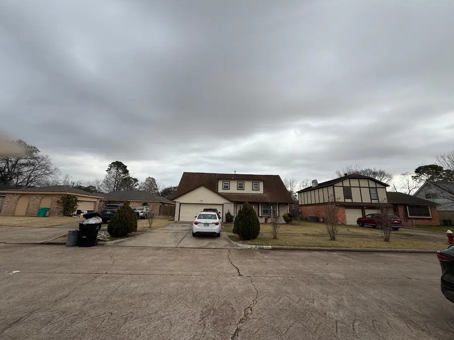 10911 Sageyork Dr, Houston, TX 77089 - #2