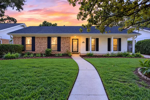 12507 Kingsride Lane, Houston, TX 77024