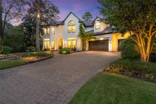 34 Hunnewell Court, The Woodlands, TX 77382