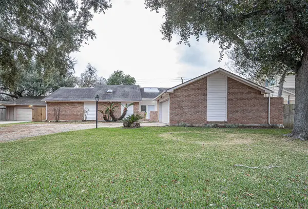 2703 Glenn Lakes Lane, Missouri City, TX 77459