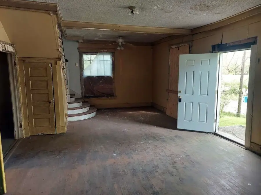 110 Acorn Drive, Marshall, TX 75670 - Image #2