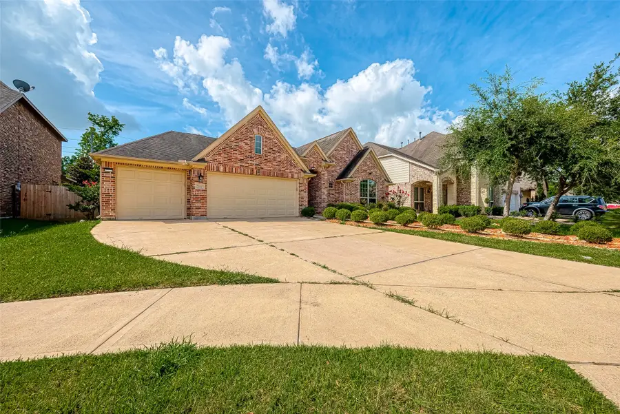 7122 Fall Creek Lane, Missouri City, TX 77459 - #2