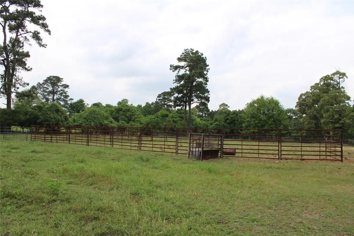 9846 Post Oak Cemetery Road, Montgomery, TX 77356 - Image #1