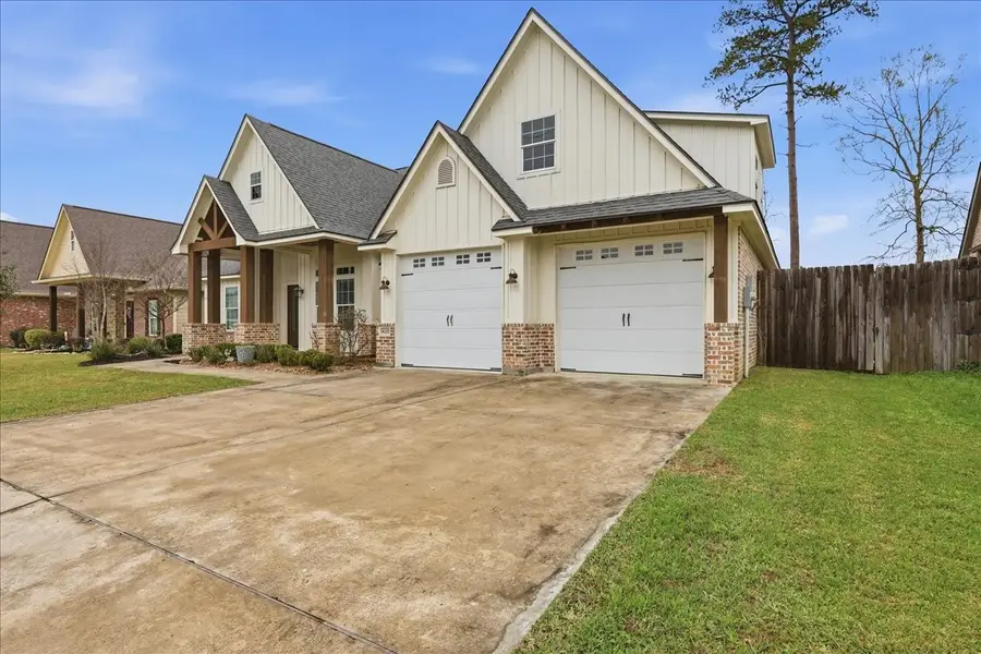 8225 Royal Oaks Dr, Lumberton, TX 77657 - #3