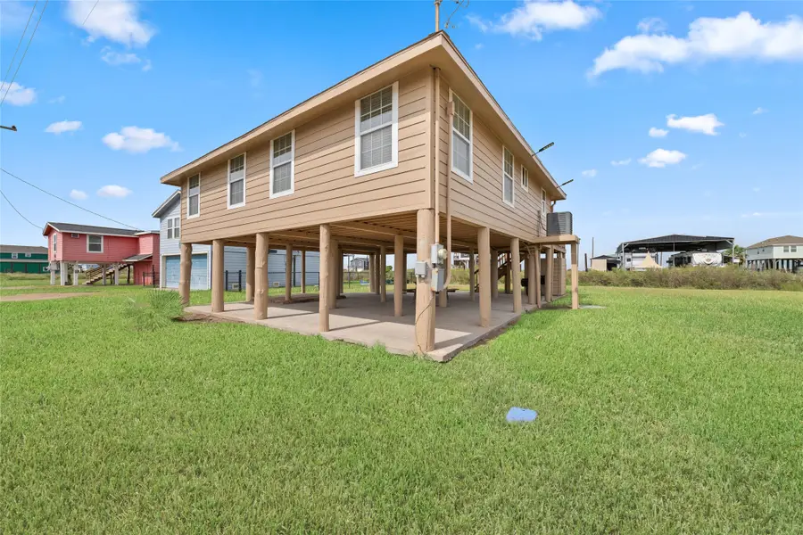 1228 W Canal, Crystal Beach, TX 77650 - #2