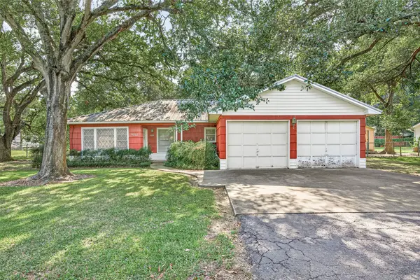 9502 Line Street, Needville, TX 77461