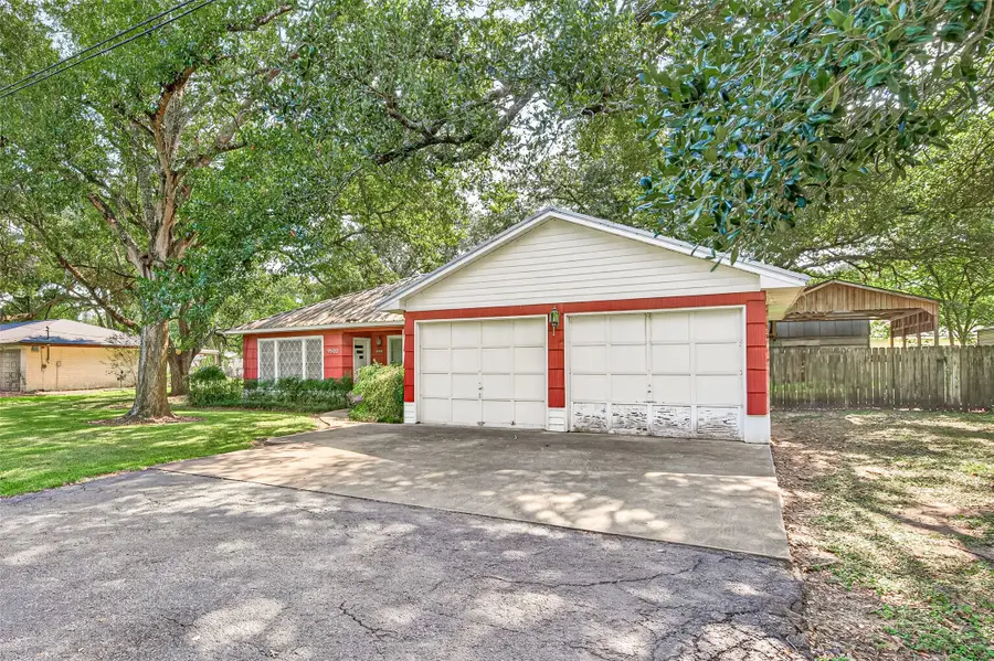 9502 Line Street, Needville, TX 77461 - #3