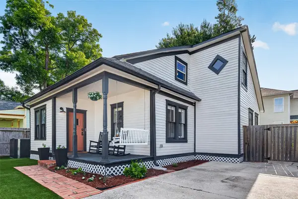 904 Arlington Street, Houston, TX 77008
