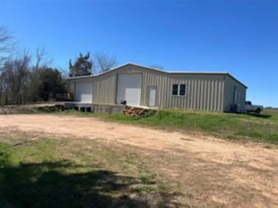 000 Mcelroy Road, New Ulm, TX 78950 - #2