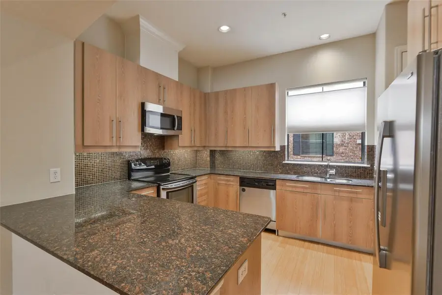 2904 Chenevert Street #M, Houston, TX 77004 - #3