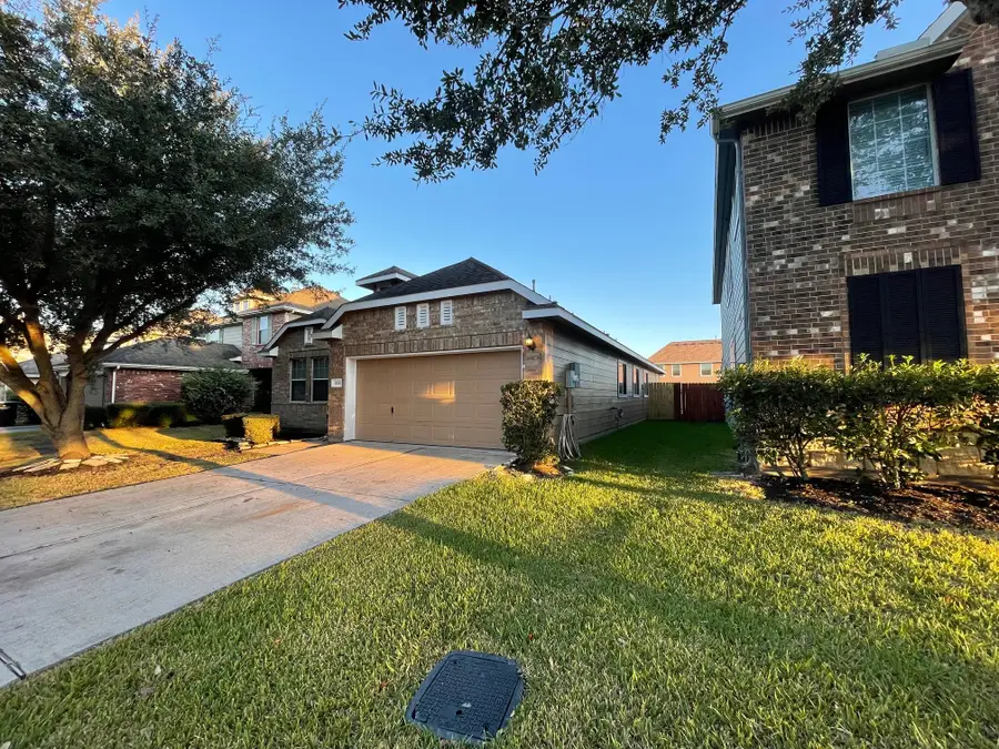 1201 Stallion Ridge, Alvin, TX 77511 - Image #3