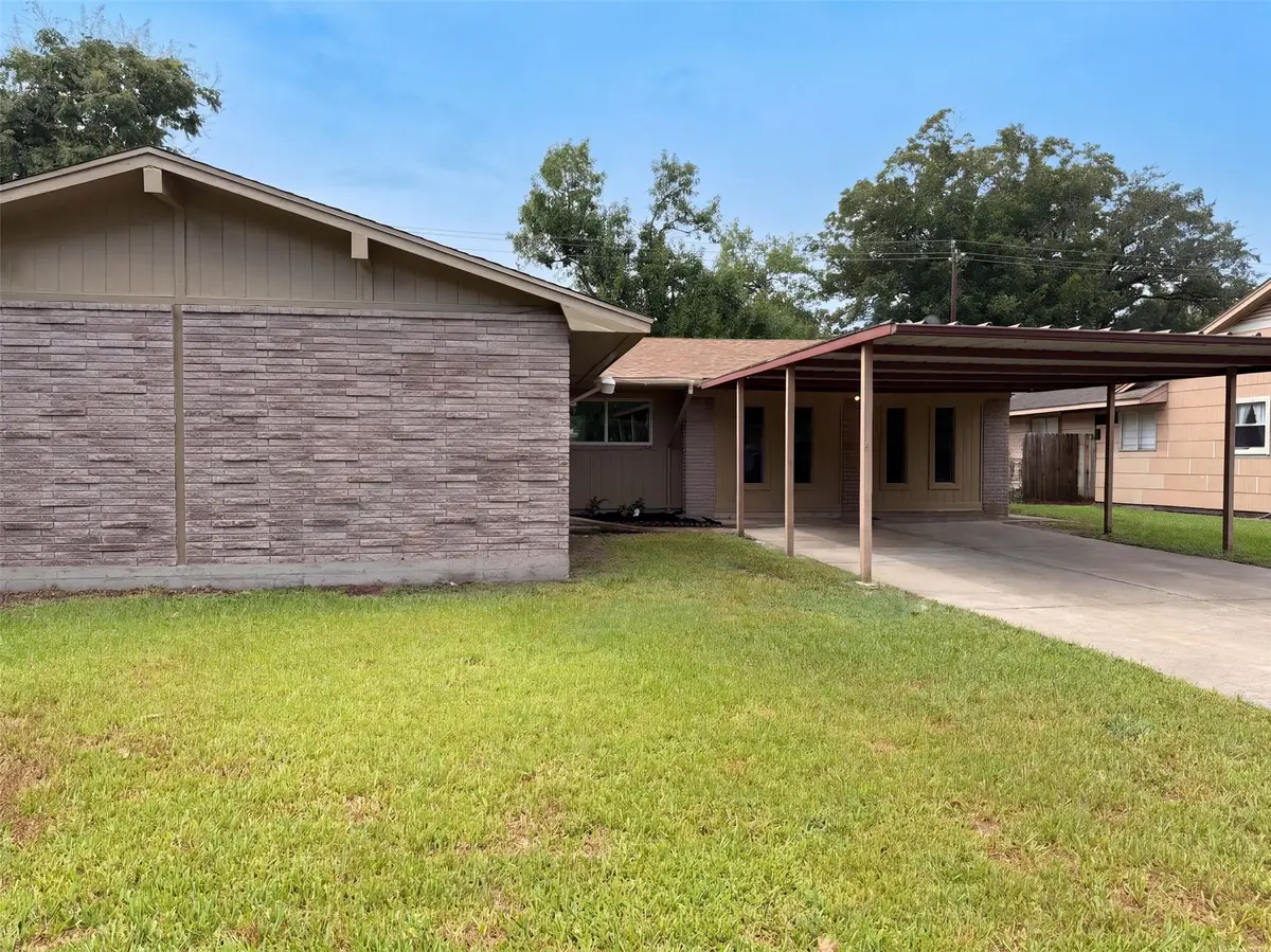 7706 Marinette Drive, Houston, TX 77074 - #1