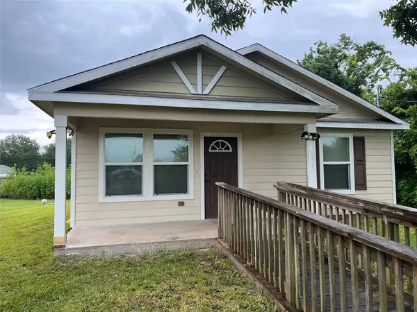 13023 Pleasant Valley Drive, Rosharon, TX 77583