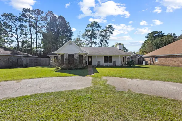 125 Williams Road, Lumberton, TX 77657