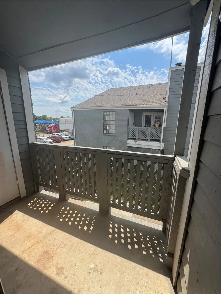 12500 Sandpiper Drive #212, Houston, TX 77035 - Image #2