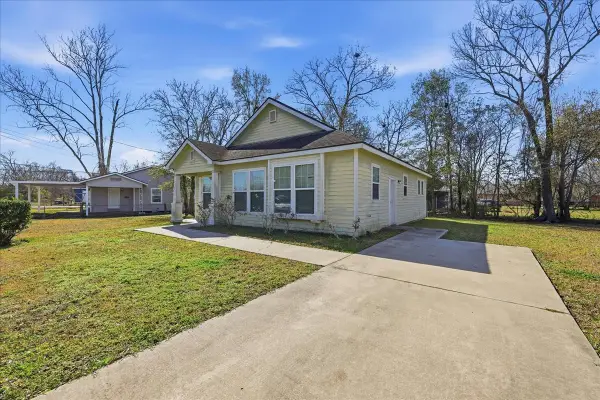 3565 West Avenue, Beaumont, TX 77703