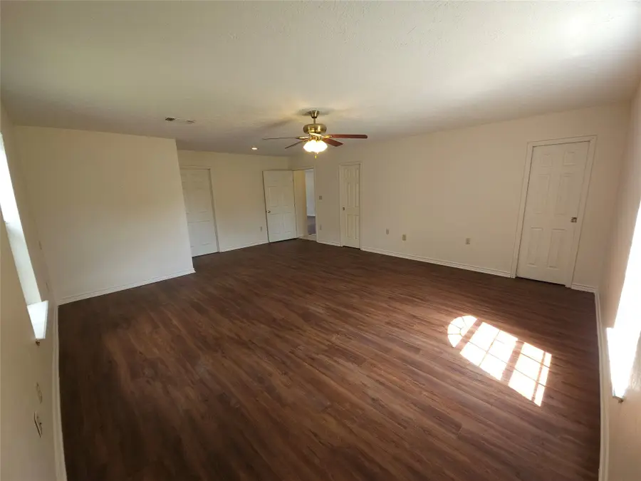 418 Texas Street, Tomball, TX 77375 - #3