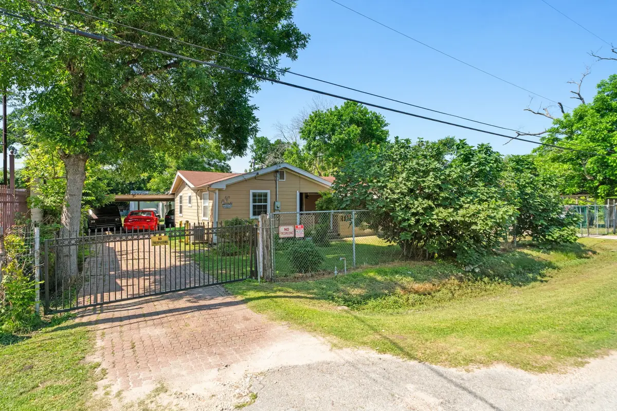 230 Busch Street, Houston, TX 77060 - #1