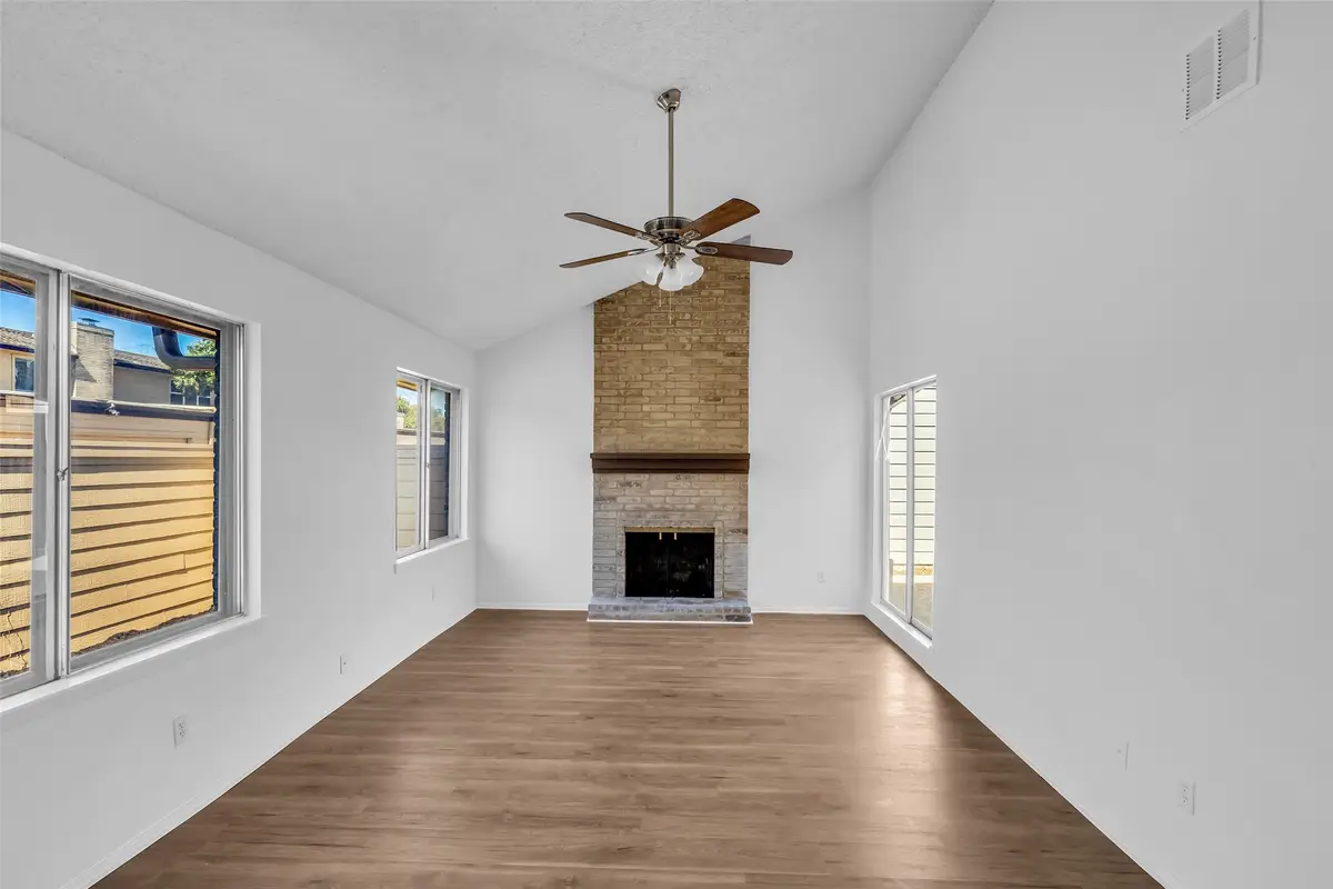 10387 Huntington Place Drive #387, Houston, TX 77099 - #1
