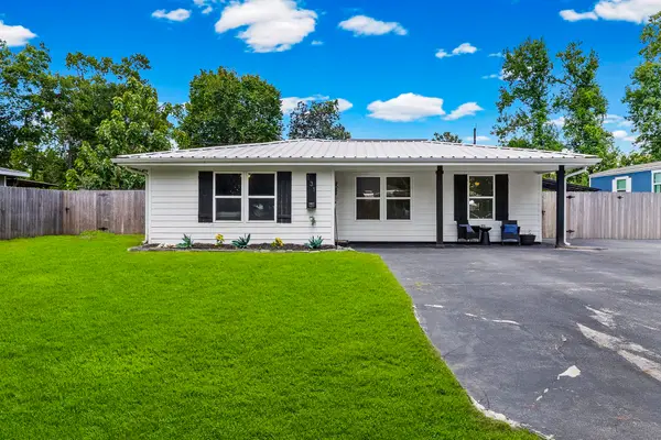 131 County Road 2364, Hardin, TX 77575