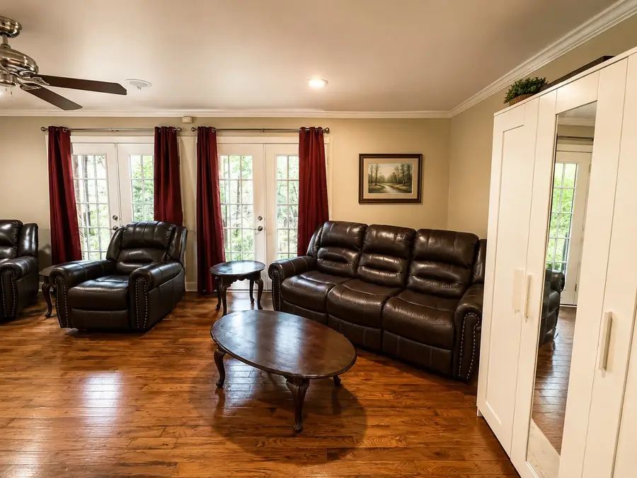 2912 Avenue K, Bay City, TX 77414 - #2