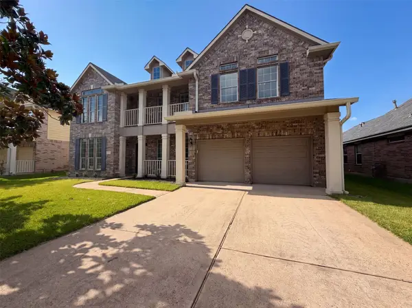 11314 Sailwing Creek Court, Pearland, TX 77584