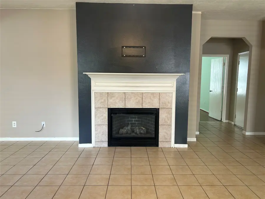 24227 Pinecreek Point, Spring, TX 77373 - #2