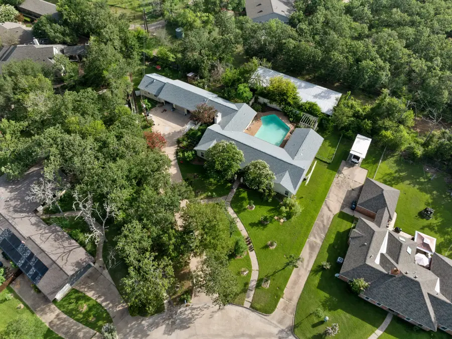 1026 Rose Circle, College Station, TX 77840 - Image #3