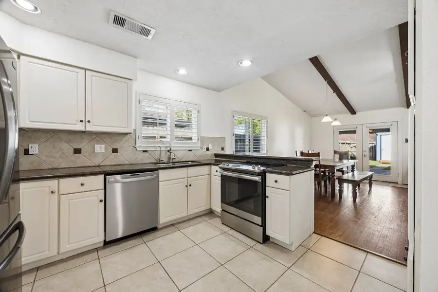 5006 Centennial Lane, Friendswood, TX 77546 - #3