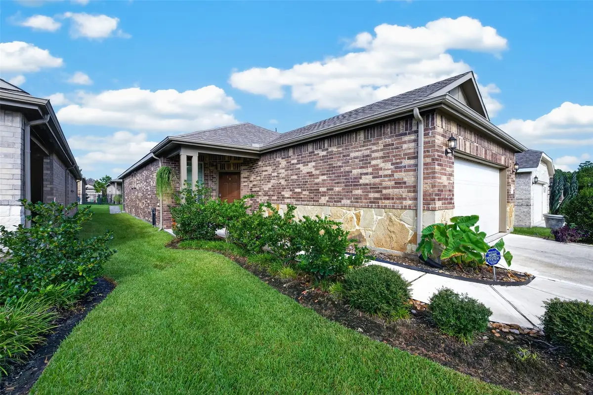 234 Flaxen Chestnut, Southeast Montgomery, TX 77382 - #1