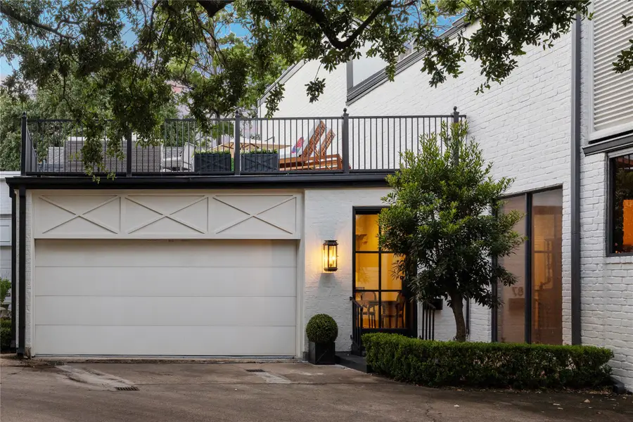 10 S Briar Hollow Lane #87, Houston, TX 77027 - #3