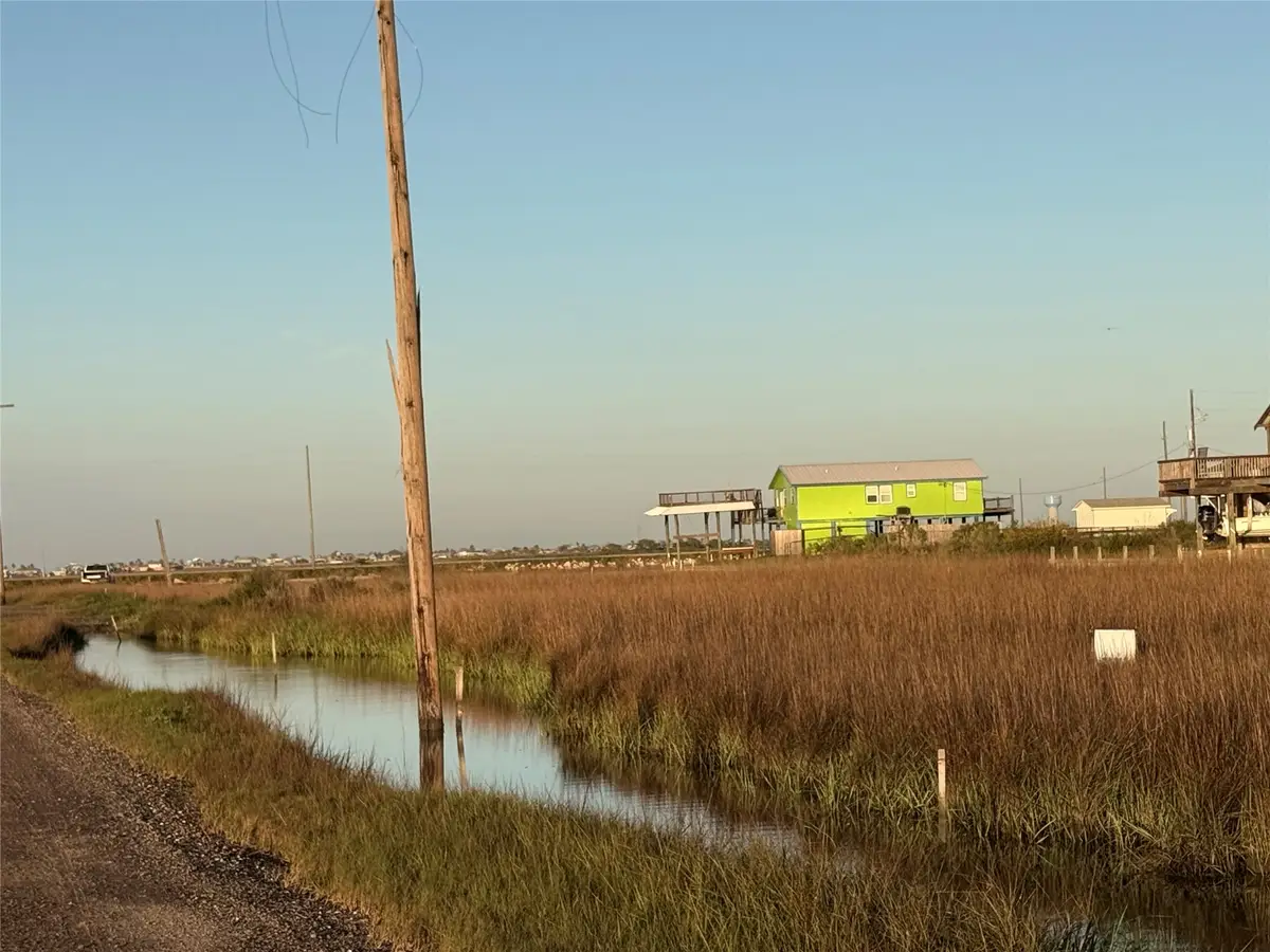 1114 Egret Point, Crystal Beach, TX 77650 - #1