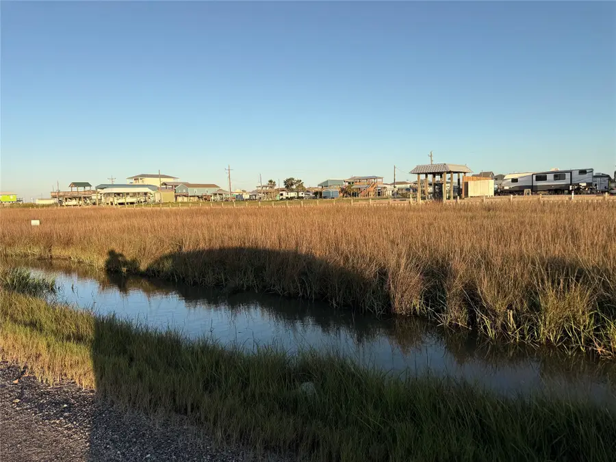 1114 Egret Point, Crystal Beach, TX 77650 - #3