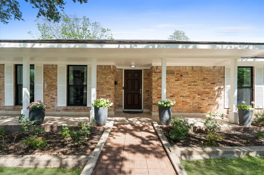 10807 Chimney Rock Road, Houston, TX 77096 - Image #2