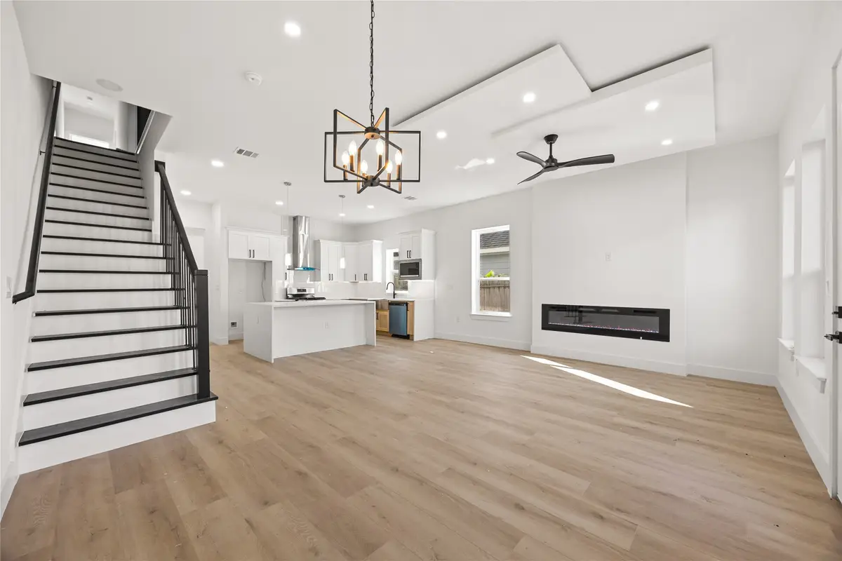 4425 Elmwood Street, Houston, TX 77051 - Image #1