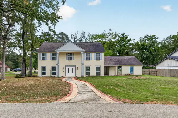 552 Roanoke Drive, Conroe, TX 77302