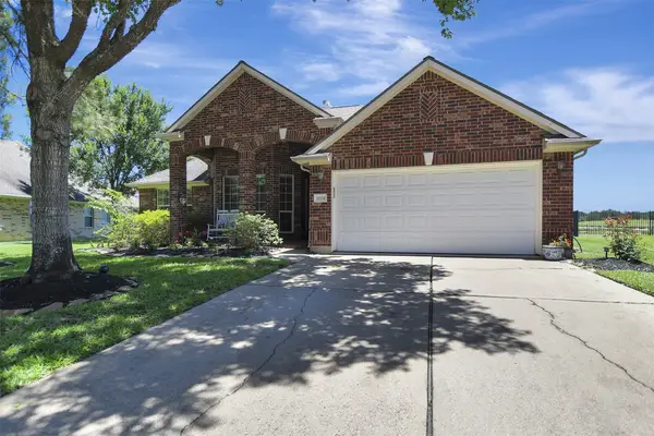 10334 Linden Springs Drive, Houston, TX 77095