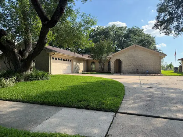 15518 Torry Pines Road, Houston, TX 77062