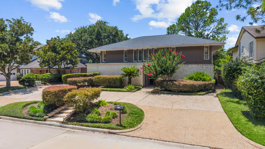 726 Montclair Boulevard, Sugar Land, TX 77478 - #3