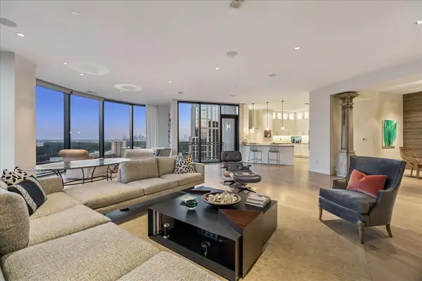 1409 Post Oak Boulevard #2202, Houston, TX 77056