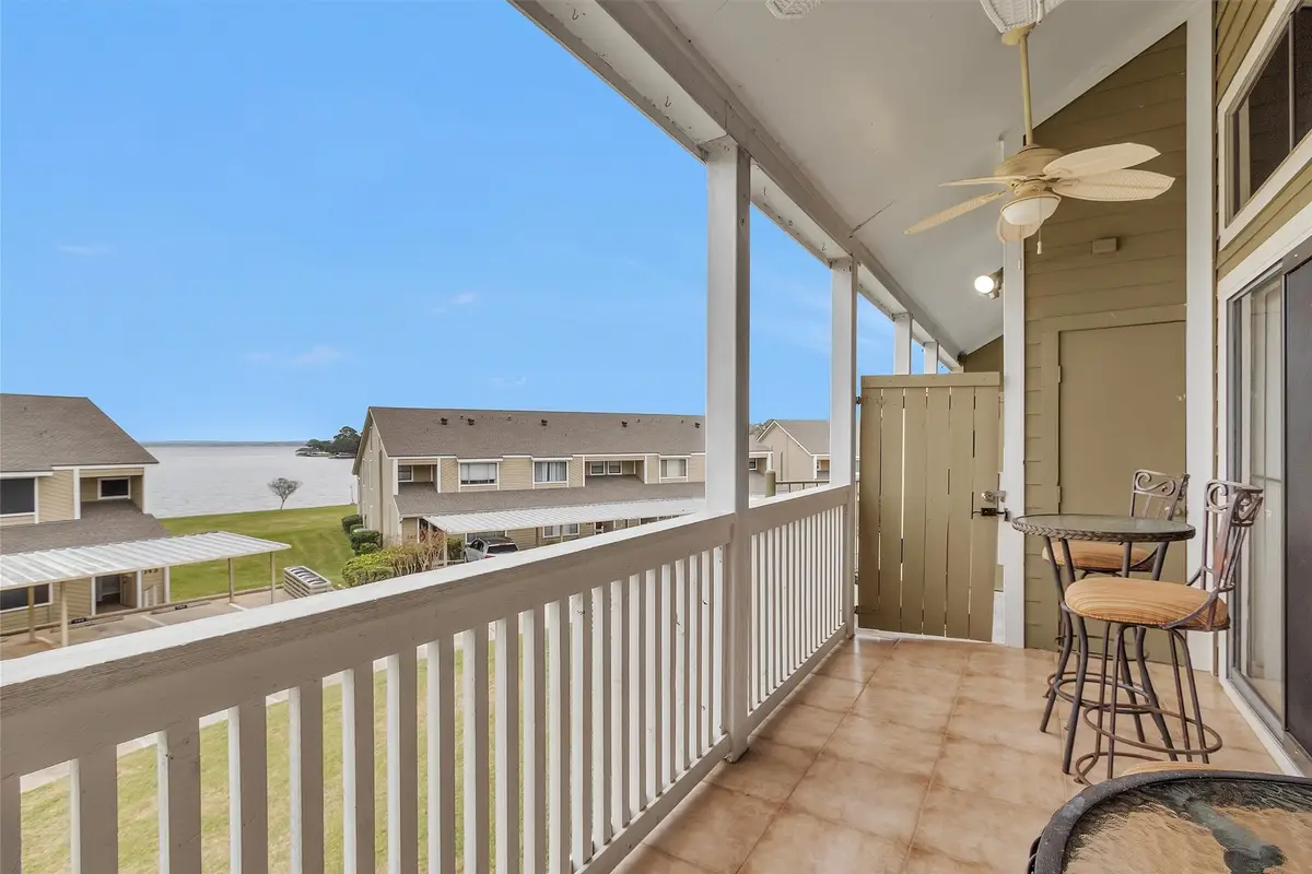 158 April Point Drive S #158, Conroe, TX 77356 - Image #1